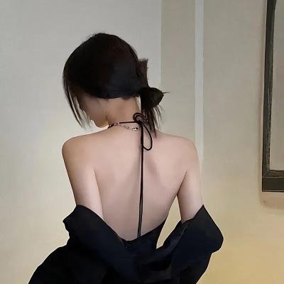 在江边
